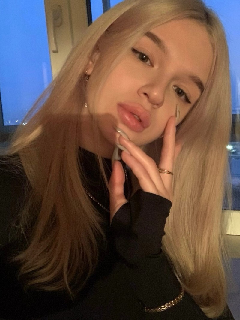 Анна индивидуалка Питера у метро Маяковская проститутки индивидуалки новый